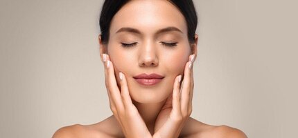 Omladenie pleti – zvonka „glow“, zvnútra biológia